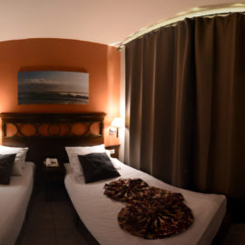 جناح بسرير مفرد capri hotel suites